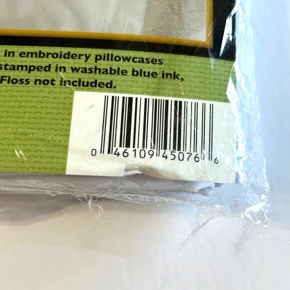 Bucilla Butterflies in Flight Needlepoint Stamped Pillowcases #WM45176 NIP - Picture 5 of 7